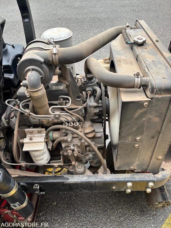 Tondeuse Toro 3100D - جزازة أعشاب الحدائق: صورة 3 Tondeuse Toro 3100D - جزازة أعشاب الحدائق: صورة 3