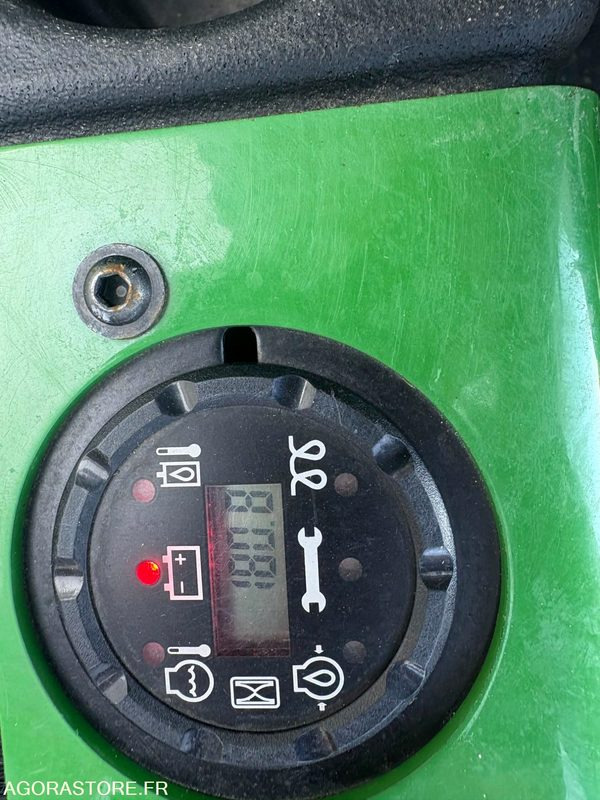 Tondeuse autoportée JOHN DEERE 1580 - 2019 - 181h - جزازة أعشاب الحدائق: صورة 1 Tondeuse autoportée JOHN DEERE 1580 - 2019 - 181h - جزازة أعشاب الحدائق: صورة 1