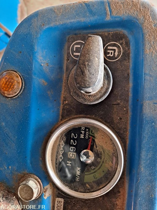 Tracteur ISEKI - جرار: صورة 2 Tracteur ISEKI - جرار: صورة 2