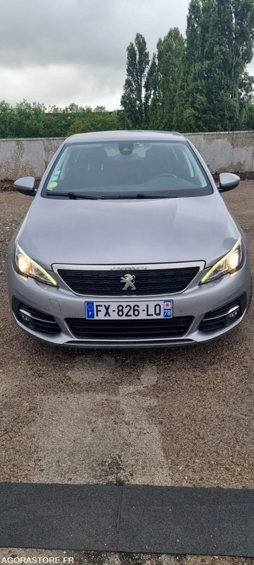 VEHICULE 308 ACTIVE BUSINESS BLUE HDI 130 S&S BVM6 - سيارة: صورة 1 VEHICULE 308 ACTIVE BUSINESS BLUE HDI 130 S&S BVM6 - سيارة: صورة 1
