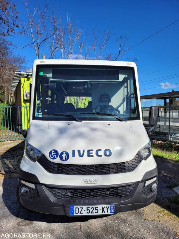 VENTE BUS INDCAR MOBI - IVECO - 210 000 km - BON ETAT - حافلة مدرسية: صورة 1 VENTE BUS INDCAR MOBI - IVECO - 210 000 km - BON ETAT - حافلة مدرسية: صورة 1