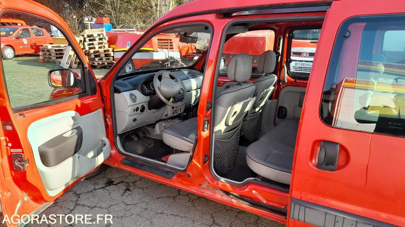 VLTU054 - RENAULT KANGOO 5 PLACES - سيارة: صورة 1 VLTU054 - RENAULT KANGOO 5 PLACES - سيارة: صورة 1