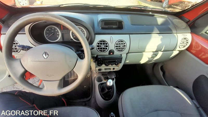 VLTU054 - RENAULT KANGOO 5 PLACES - سيارة: صورة 5 VLTU054 - RENAULT KANGOO 5 PLACES - سيارة: صورة 5