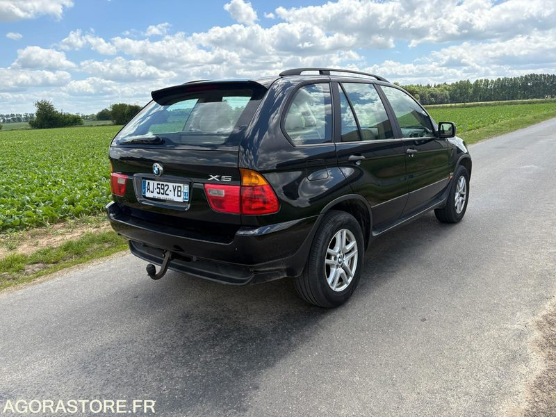 VOITURE BMW X5 DIESEL - 2003 - 315 200 kms - سيارة دفع رباعي: صورة 3 VOITURE BMW X5 DIESEL - 2003 - 315 200 kms - سيارة دفع رباعي: صورة 3