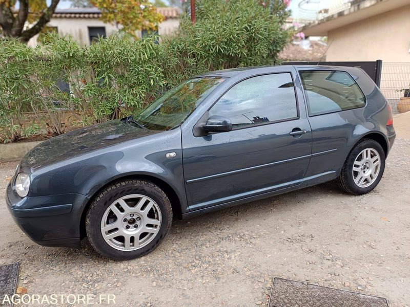 VOLKSWAGEN GOLF IV 2.0 115CH - 2000 - 265000KMS - سيارة: صورة 2 VOLKSWAGEN GOLF IV 2.0 115CH - 2000 - 265000KMS - سيارة: صورة 2