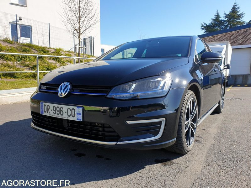 Volkswagen GOLF GTE 1.4 TSI - سيارة: صورة 1 Volkswagen GOLF GTE 1.4 TSI - سيارة: صورة 1
