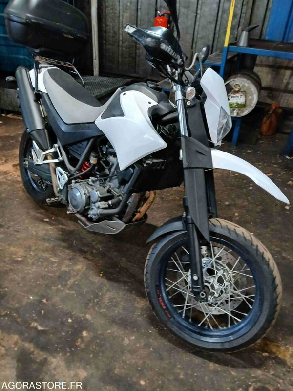 YAMAHA XT600R - دراجة نارية: صورة 2 YAMAHA XT600R - دراجة نارية: صورة 2