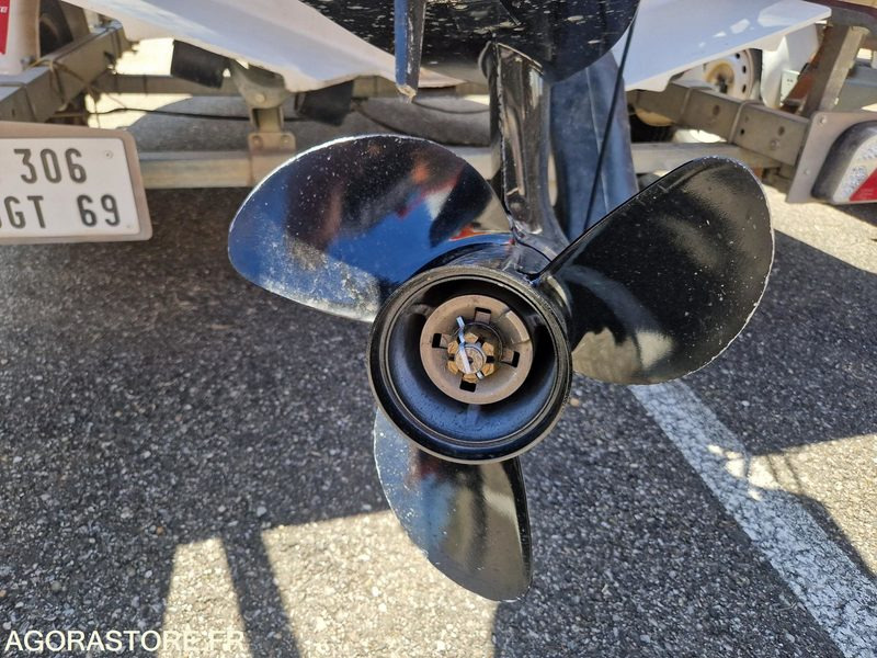 Zeppelin Command 15 sur remorque RSA - 306BGD69 - مقطورة القارب: صورة 5 Zeppelin Command 15 sur remorque RSA - 306BGD69 - مقطورة القارب: صورة 5