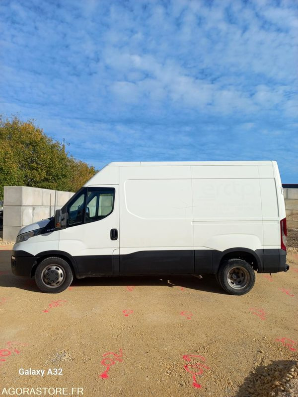 Fourgon iveco - فان: صورة 3 Fourgon iveco - فان: صورة 3