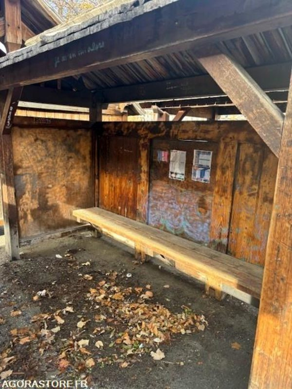 Lot de 2 abris bus bois - آليات: صورة 4 Lot de 2 abris bus bois - آليات: صورة 4