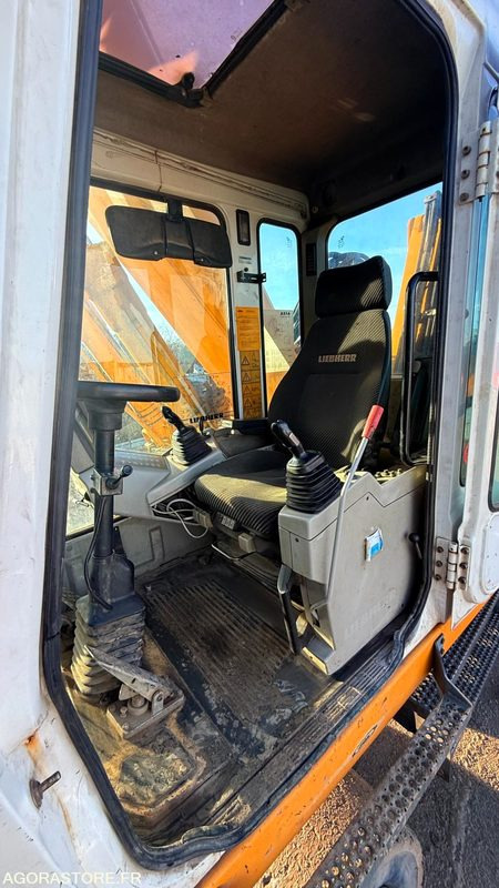 Pelle liebherr A914 LITRONIC - 2002 - 20 000 heures ENTRETIEN LIEBHERR - حفارة: صورة 2 Pelle liebherr A914 LITRONIC - 2002 - 20 000 heures ENTRETIEN LIEBHERR - حفارة: صورة 2