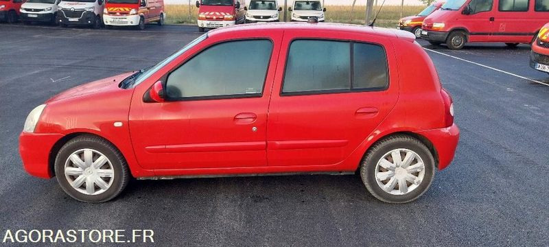 Renault clio 1.5 dci (roulante) - سيارة: صورة 1 Renault clio 1.5 dci (roulante) - سيارة: صورة 1