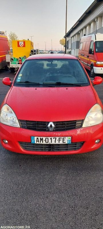 Renault clio 1.5 dci (roulante) - سيارة: صورة 2 Renault clio 1.5 dci (roulante) - سيارة: صورة 2