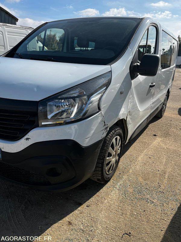 Renault trafic 1.6dci 6places 2019 291000km - فان المدمجة: صورة 2 Renault trafic 1.6dci 6places 2019 291000km - فان المدمجة: صورة 2