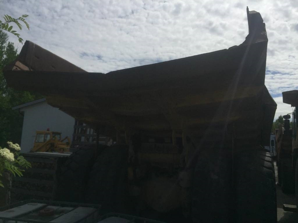 Komatsu HD 465-5 - شاحنة قلاب صلبة: صورة 2 Komatsu HD 465-5 - شاحنة قلاب صلبة: صورة 2