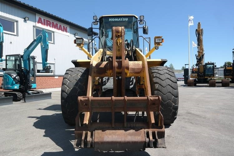 اللودر بعجل Komatsu WA 380-5-H: صورة 13 اللودر بعجل Komatsu WA 380-5-H: صورة 13