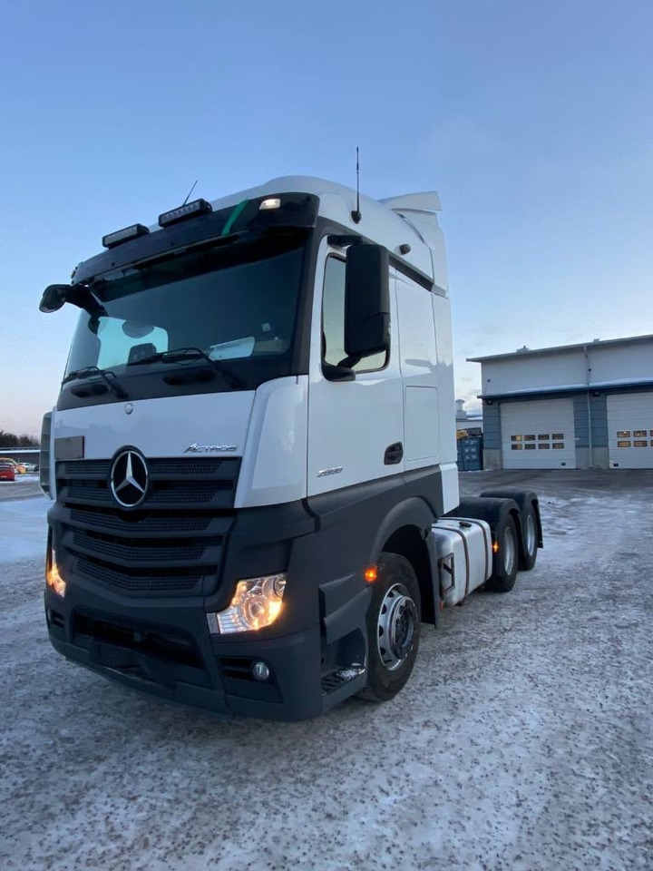 Mercedes-Benz Actros 2658 - وحدة جر: صورة 2 Mercedes-Benz Actros 2658 - وحدة جر: صورة 2