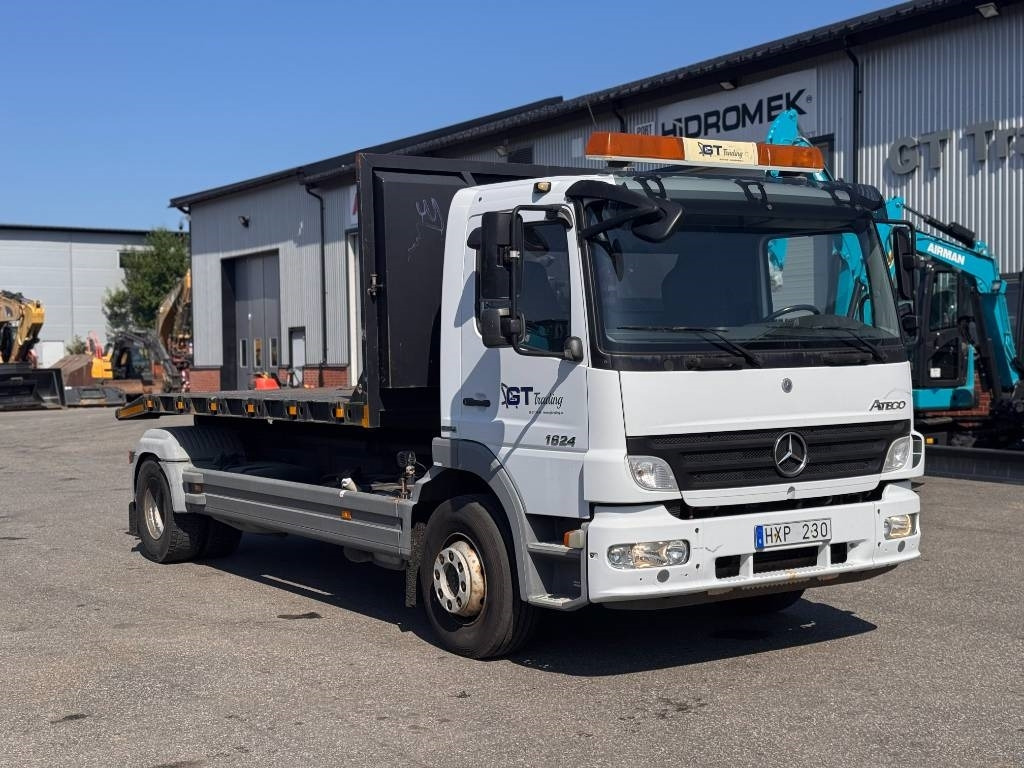 Mercedes-Benz Atego 1524 L 4X2 Växlare Pallift - شاحنة مقفلة: صورة 4 Mercedes-Benz Atego 1524 L 4X2 Växlare Pallift - شاحنة مقفلة: صورة 4