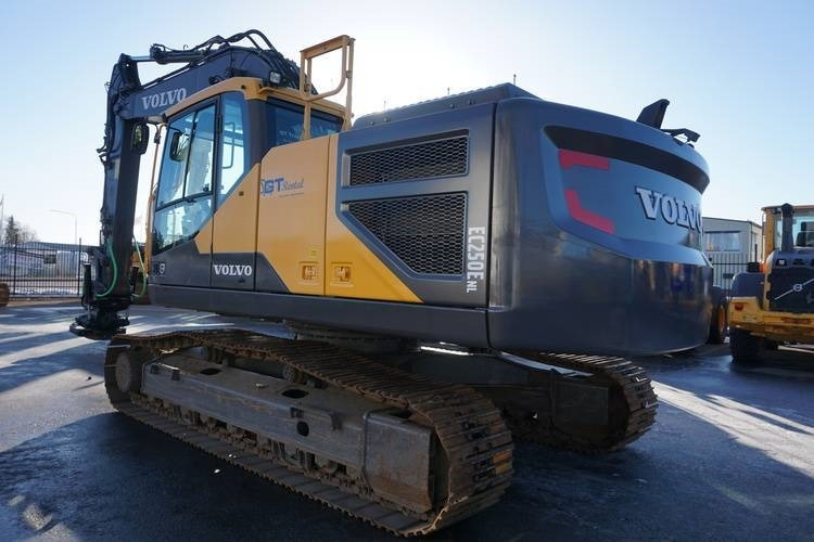 Volvo EC 250 D N L - حفار زحاف: صورة 2 Volvo EC 250 D N L - حفار زحاف: صورة 2