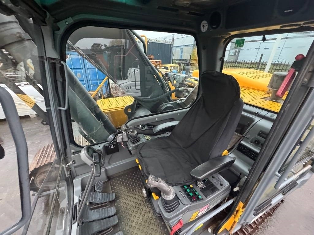 Volvo EC 290 B N LC - حفار زحاف: صورة 2 Volvo EC 290 B N LC - حفار زحاف: صورة 2