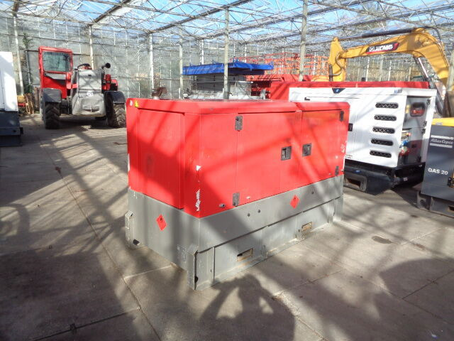 Atlas Copco QAS30 - مجموعة المولدات: صورة 1 Atlas Copco QAS30 - مجموعة المولدات: صورة 1