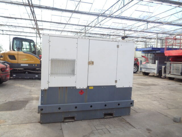 Diversen 30 KVA Aggreko 30 KVA - مجموعة المولدات: صورة 3 Diversen 30 KVA Aggreko 30 KVA - مجموعة المولدات: صورة 3