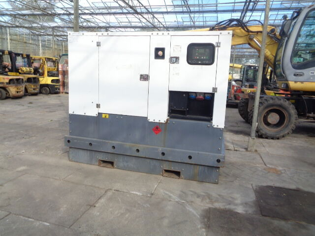 Diversen 60 KVA Aggreko 60 KVA - مجموعة المولدات: صورة 5 Diversen 60 KVA Aggreko 60 KVA - مجموعة المولدات: صورة 5