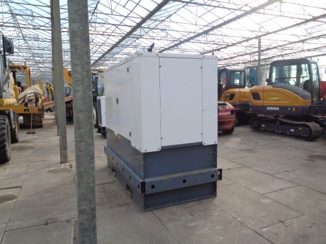 Diversen 60 KVA Aggreko 60 KVA - مجموعة المولدات: صورة 4 Diversen 60 KVA Aggreko 60 KVA - مجموعة المولدات: صورة 4