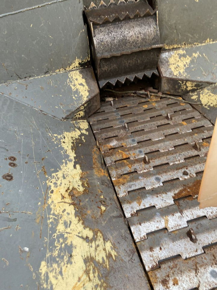 Diversen Sealen GS Tiger 25D TS-Industrie Sealen GS Tiger 25D - قاطعة الأخشاب: صورة 5 Diversen Sealen GS Tiger 25D TS-Industrie Sealen GS Tiger 25D - قاطعة الأخشاب: صورة 5