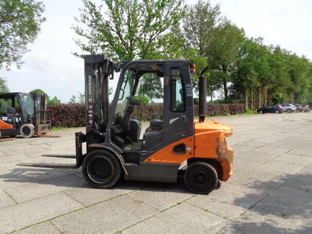 Doosan D35C-7 - رافعة شوكية: صورة 5 Doosan D35C-7 - رافعة شوكية: صورة 5