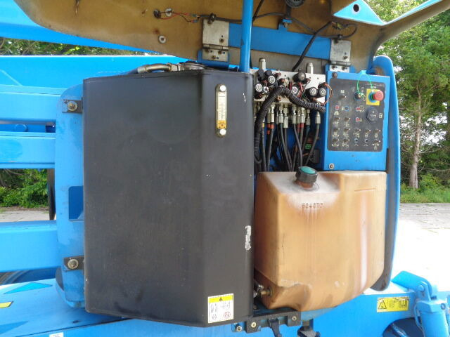 شاحنة ذراع مفصلي Genie Z45/25: صورة 10