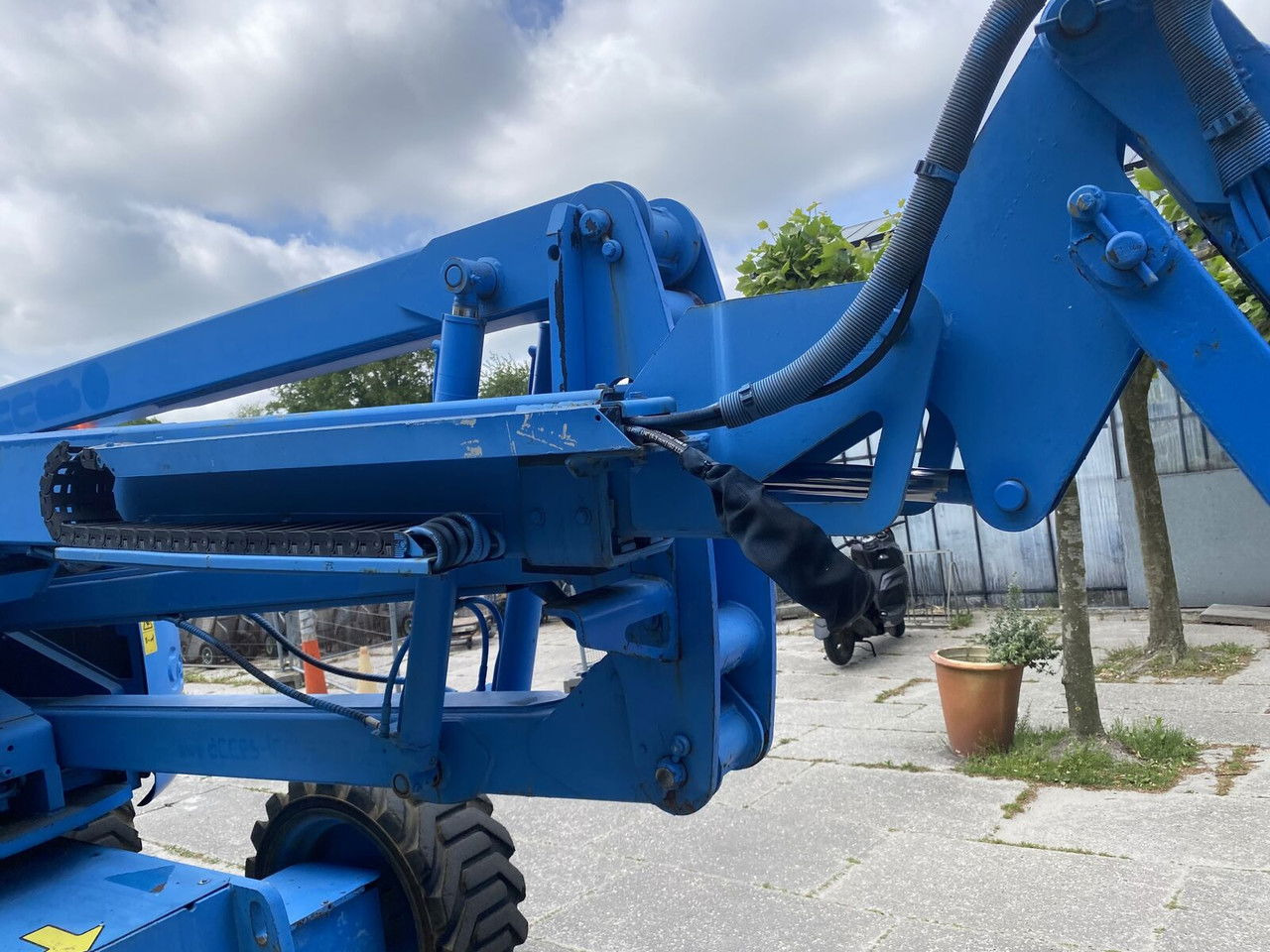 شاحنة ذراع مفصلي Genie Z45/25: صورة 18
