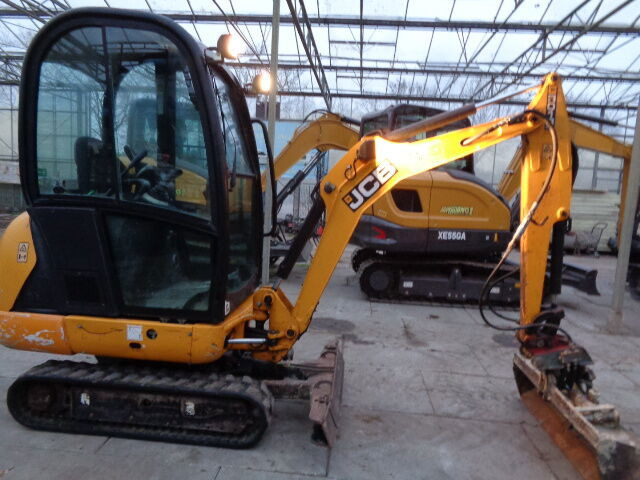JCB 8018 - حفارة مُصَّغرة: صورة 5 JCB 8018 - حفارة مُصَّغرة: صورة 5