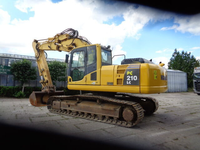 Komatsu PC210 LC-8 - حفار زحاف: صورة 5 Komatsu PC210 LC-8 - حفار زحاف: صورة 5
