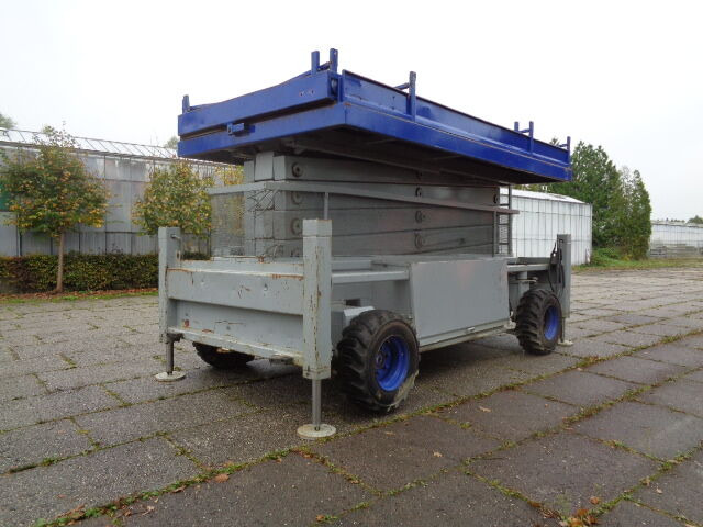 Liftlux SL172-24D4WD - رافعة هيدروليكية مقصية: صورة 5 Liftlux SL172-24D4WD - رافعة هيدروليكية مقصية: صورة 5