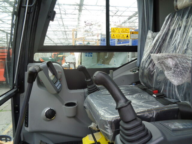 XCMG XE60DA - حفار زحاف: صورة 3 XCMG XE60DA - حفار زحاف: صورة 3