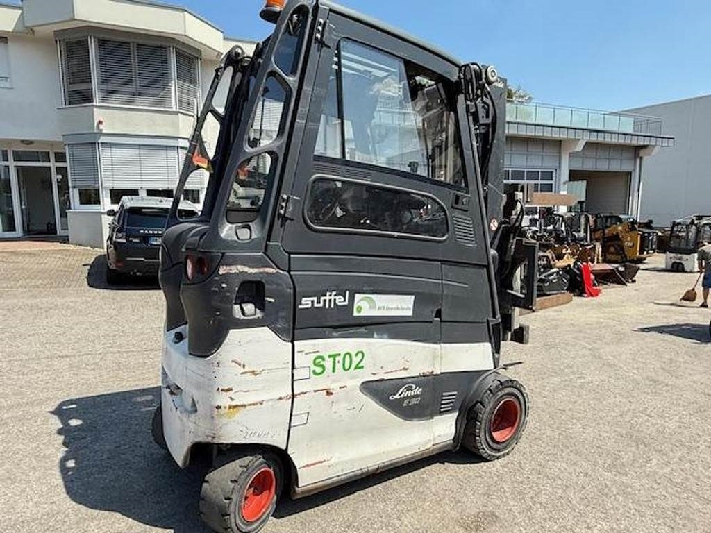 Linde E30 HL – 01/600 - رافعة شوكية كهربائية: صورة 3 Linde E30 HL – 01/600 - رافعة شوكية كهربائية: صورة 3