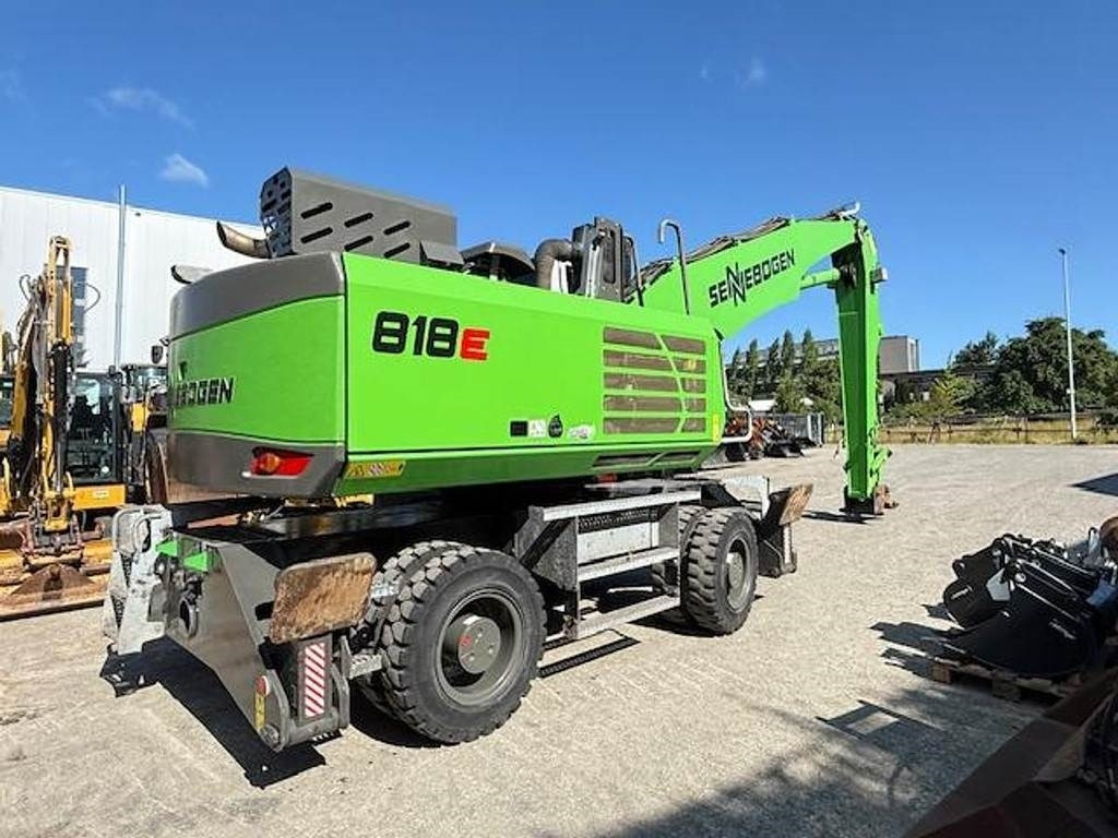 Sennebogen 818 E - معالج النفايات: صورة 4 Sennebogen 818 E - معالج النفايات: صورة 4