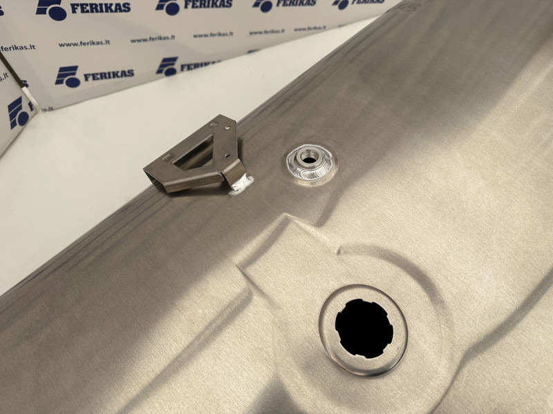 DAF New aluminum fuel tank 620L - خزان الوقود - شاحنة: صورة 5 DAF New aluminum fuel tank 620L - خزان الوقود - شاحنة: صورة 5