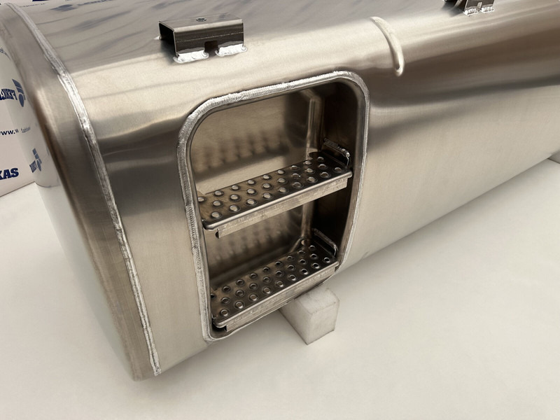 DAF New aluminum fuel tank 845L - خزان الوقود - شاحنة: صورة 5 DAF New aluminum fuel tank 845L - خزان الوقود - شاحنة: صورة 5