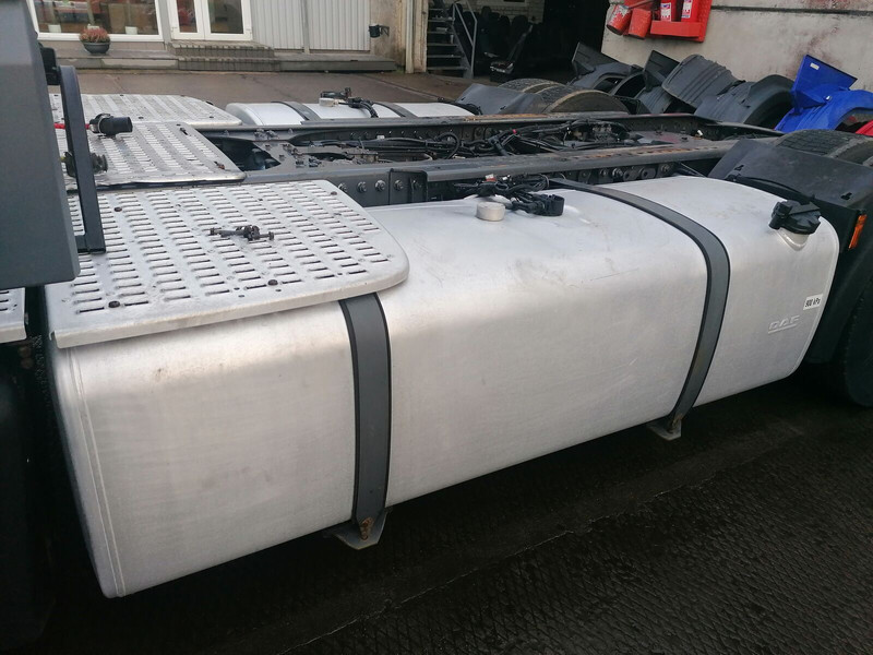 DAF - خزان الوقود - شاحنة: صورة 1 DAF - خزان الوقود - شاحنة: صورة 1