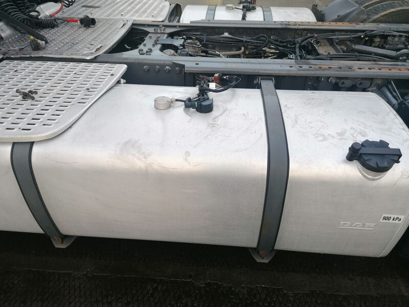 DAF - خزان الوقود - شاحنة: صورة 3 DAF - خزان الوقود - شاحنة: صورة 3