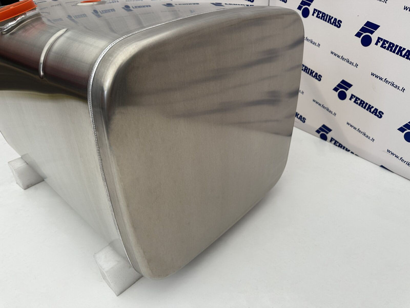 MAN New aluminum fuel tank 400L - خزان الوقود - شاحنة: صورة 2 MAN New aluminum fuel tank 400L - خزان الوقود - شاحنة: صورة 2