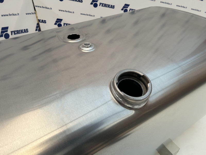 MAN New aluminum fuel tank 480L - خزان الوقود - شاحنة: صورة 4 MAN New aluminum fuel tank 480L - خزان الوقود - شاحنة: صورة 4