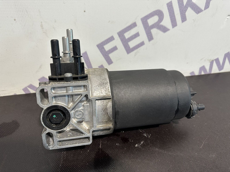 MAN fuel filter housing - فلتر الوقود - شاحنة: صورة 2 MAN fuel filter housing - فلتر الوقود - شاحنة: صورة 2