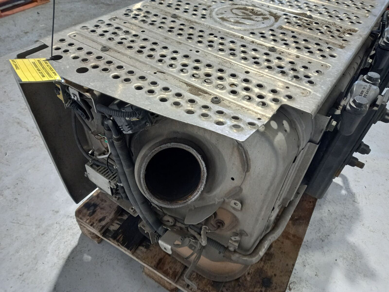 Mercedes-Benz Actros MP4 EURO 6 - محول حفزي - شاحنة: صورة 3 Mercedes-Benz Actros MP4 EURO 6 - محول حفزي - شاحنة: صورة 3