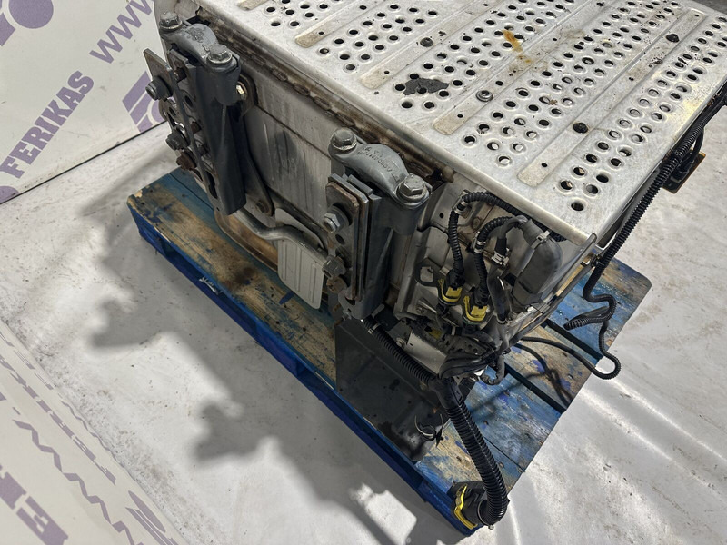 Mercedes-Benz Actros MP4 - محول حفزي - شاحنة: صورة 4 Mercedes-Benz Actros MP4 - محول حفزي - شاحنة: صورة 4