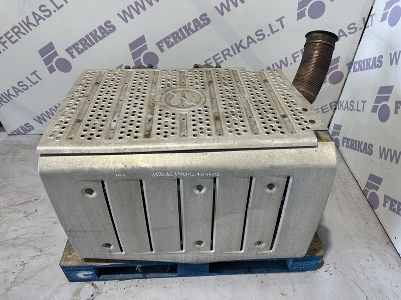 Mercedes-Benz Actros MP4 - محول حفزي - شاحنة: صورة 2 Mercedes-Benz Actros MP4 - محول حفزي - شاحنة: صورة 2