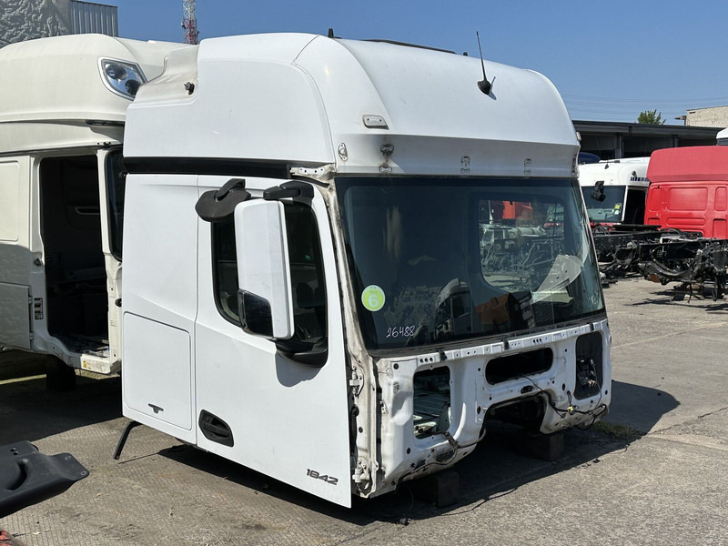 Mercedes-Benz cab - الكابينة والداخلية - شاحنة: صورة 2 Mercedes-Benz cab - الكابينة والداخلية - شاحنة: صورة 2