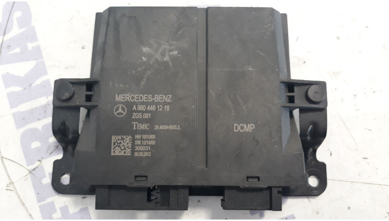 Mercedes-Benz door control module - وحدة تحكم الكتروني - شاحنة: صورة 1 Mercedes-Benz door control module - وحدة تحكم الكتروني - شاحنة: صورة 1